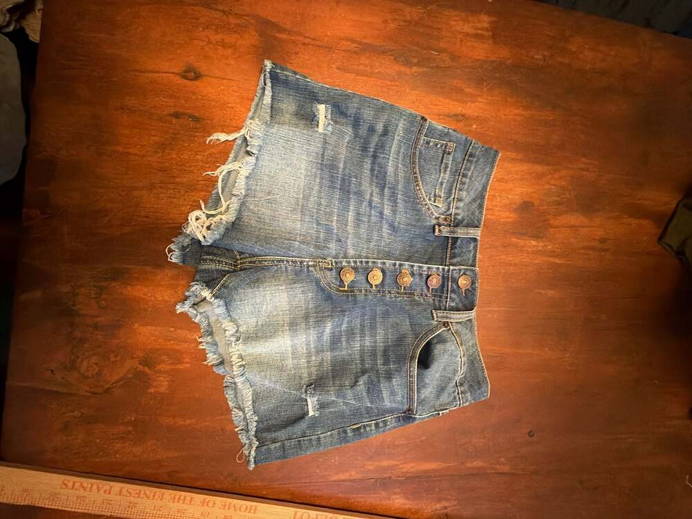 Peace Love Eco By Rewash High Rise Button Fly Distressed Denim Shorts Size 5/27